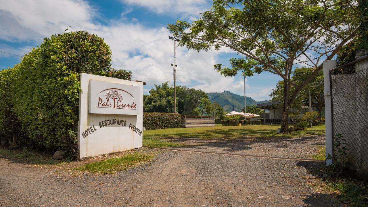 Hotel Palo Grande Cf Pereira Combia Baja Exterior foto